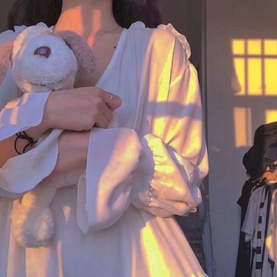金光松美的四块石板